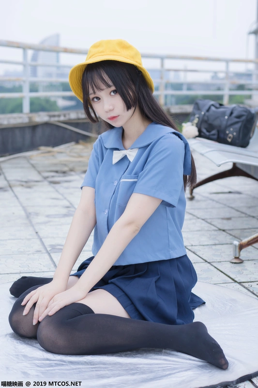 半度度度喵 小黄帽女孩 - 喵糖映画